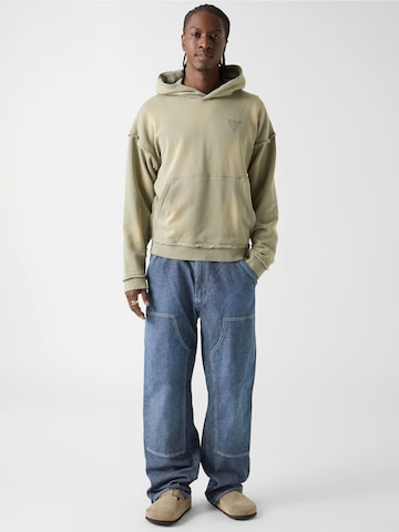 GUESS Sweatshirt in Green