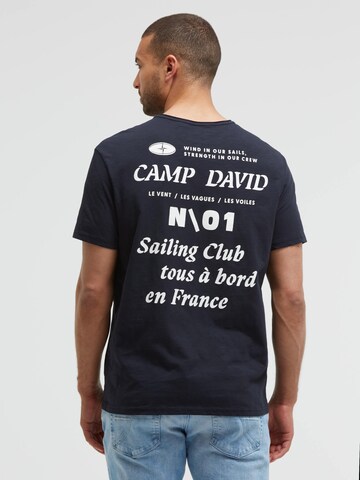 CAMP DAVID Футболка в Синий: спереди