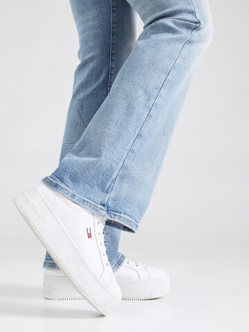Tommy Jeans - Acampanado Vaquero 'SYLVIA' en azul
