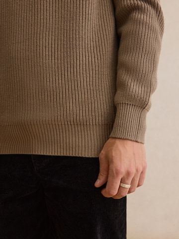 Pull-over 'Leart' DAN FOX APPAREL en beige