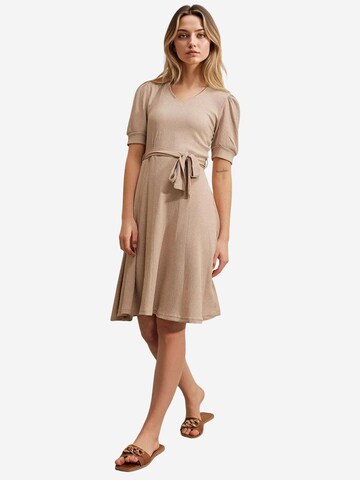 Bigdart Strickkleid in Beige: Vorderseite
