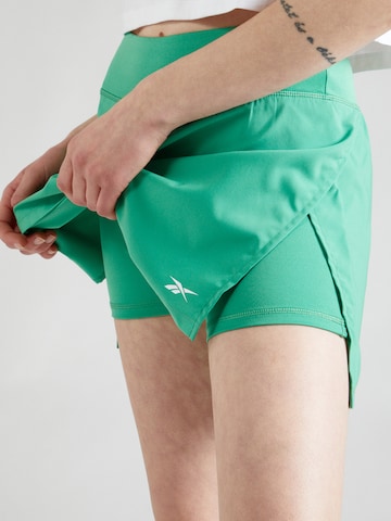 Jupe de sport Reebok en vert