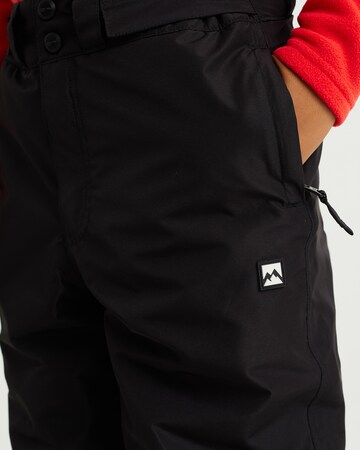 WE Fashion Regular Weatherproof pants 'Jongens' in Black