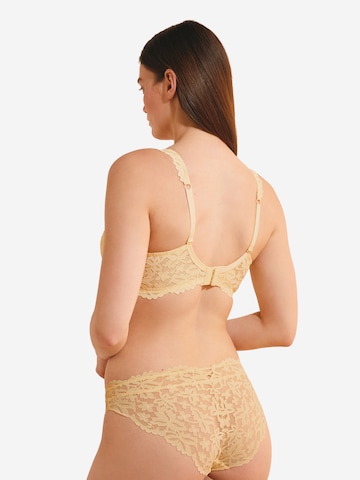 ETAM BH 'Legende' in Beige