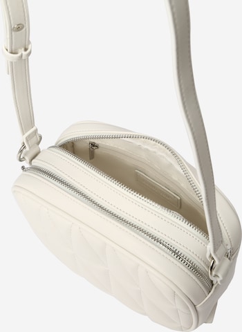 ABOUT YOU Tasche 'Xenia' in Beige