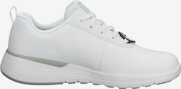 Baskets basses SKECHERS en blanc