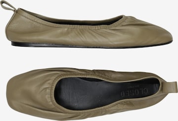 Closed Ballerina 41 in Beige: Vorderseite