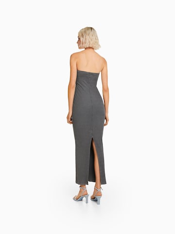 Bershka Kleid in Grau