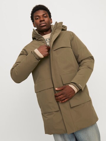 JACK & JONES Λειτουργικό μπουφάν 'JPRBLAwave' σε καφέ
