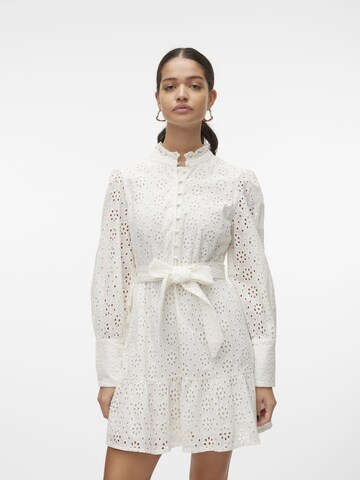 Robe 'KOALA' VERO MODA en blanc : devant