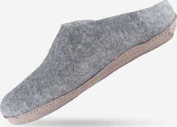SHUS walk with nature Slip-in 'Uldtøffel (100% ren uld) - hjemmesko m/sål i skind - Dansk Design fra SHUS' i grå: framsida