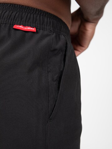 Gorilla Wear Regular Trousers 'Clarkson' in Black