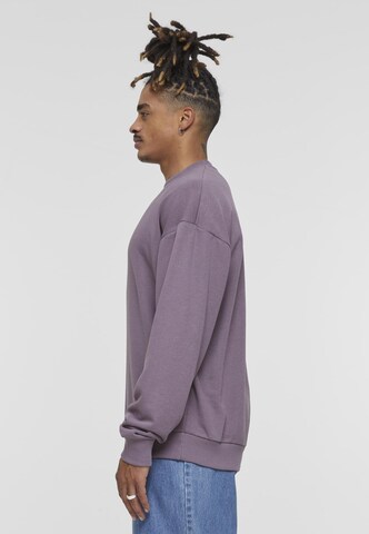 Urban Classics Sweatshirt in Purple