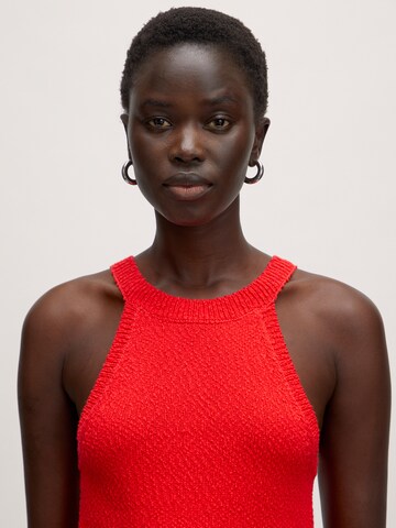 EDITED Top 'Yandra' in Red