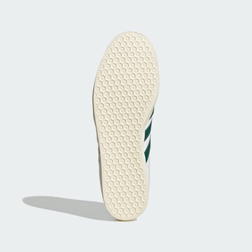 Baskets basses 'Gazelle' ADIDAS ORIGINALS en blanc