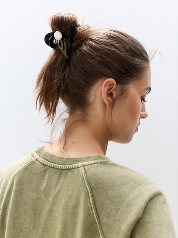Accesorii pentru păr de la Pull&Bear pe negru