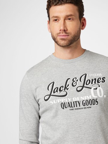 JACK & JONES - Sweatshirt 'ANDY' em cinzento