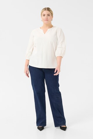Chemisier 'Lilje' KAFFE CURVE en blanc