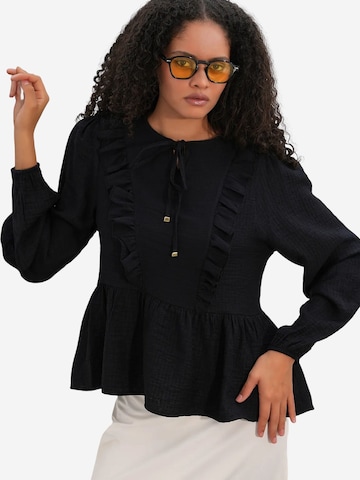 Bigdart Blouse in Zwart: voorkant