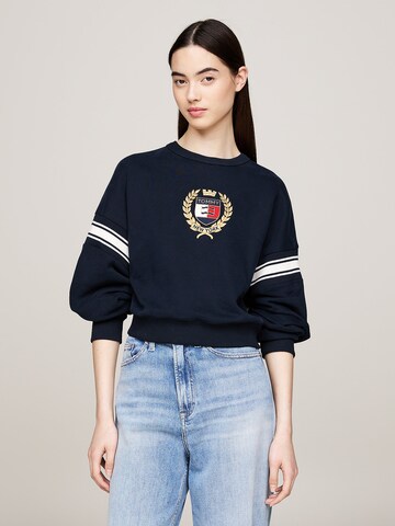 Tommy Jeans Sweatshirt in Blue: front