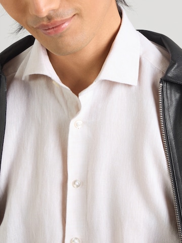 Coupe regular Chemise 'Tahaka' Bruun & Stengade en beige