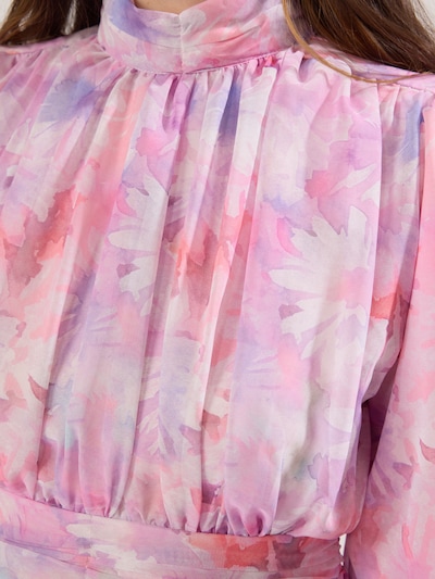 Trendyol Kleit sirel / roosa / roosa / valge, Tootevaade