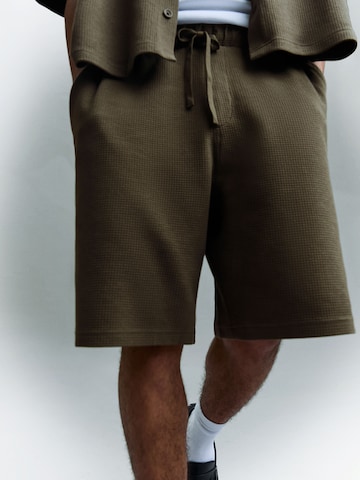 Bershka Loosefit Bukser i grøn