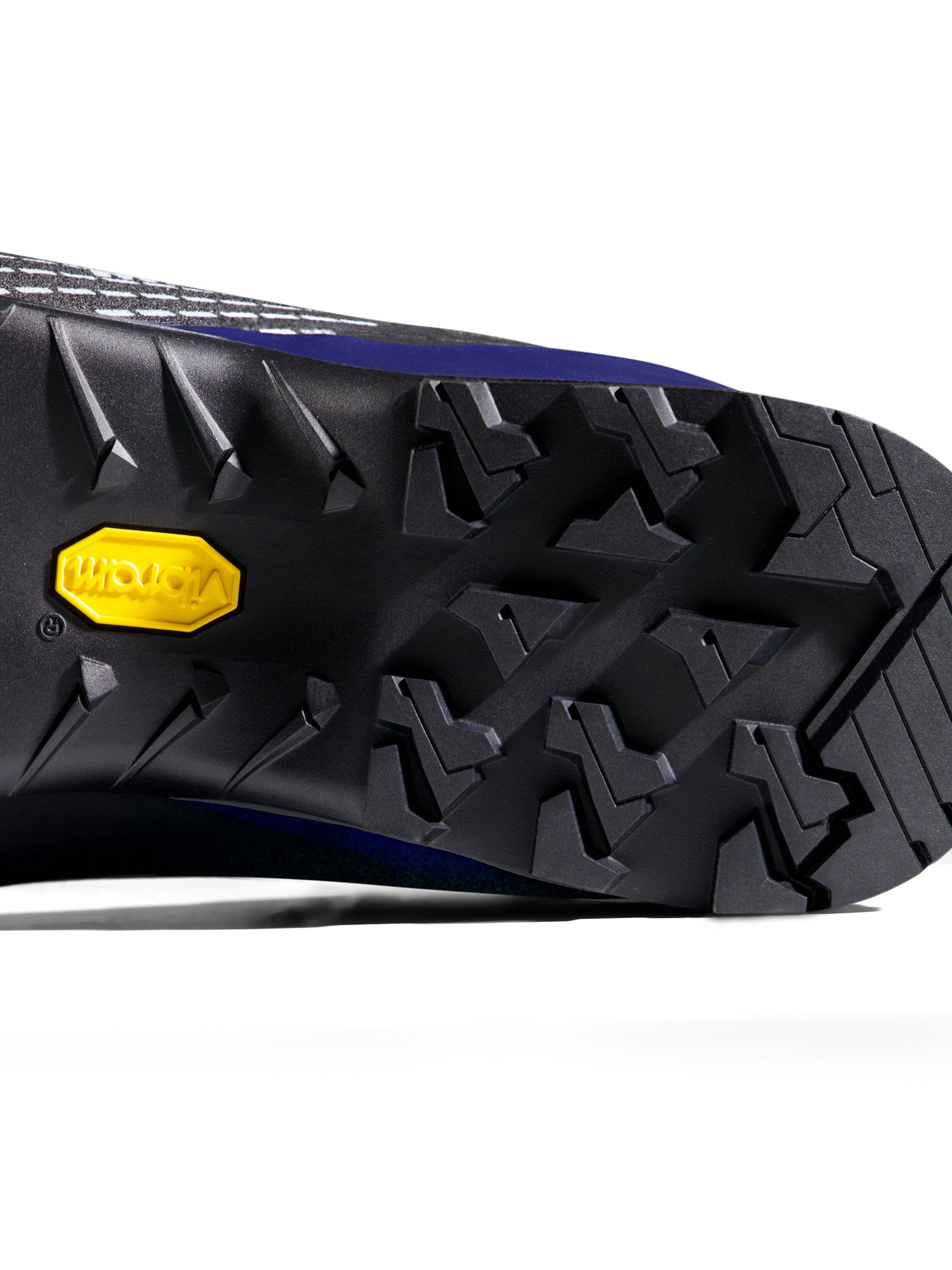 MAMMUT Boots 'Kento Guide II' in Beige