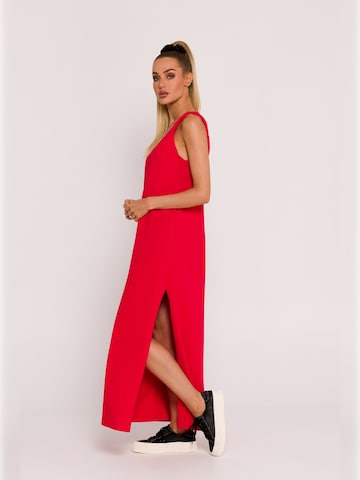 Rochie de la made of emotion pe roșu