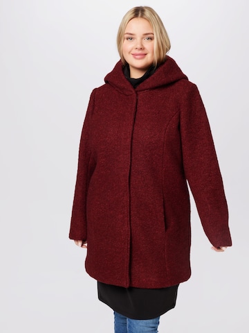 Manteau mi-saison 'SEDONA' ONLY Carmakoma en rouge : devant