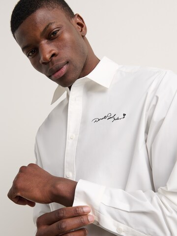 Fit confort Chemise 'Disney x Karl Lagerfeld' Karl Lagerfeld en blanc