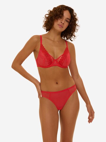 Simone Perele T-shirt Bra 'Radieuse' in Red