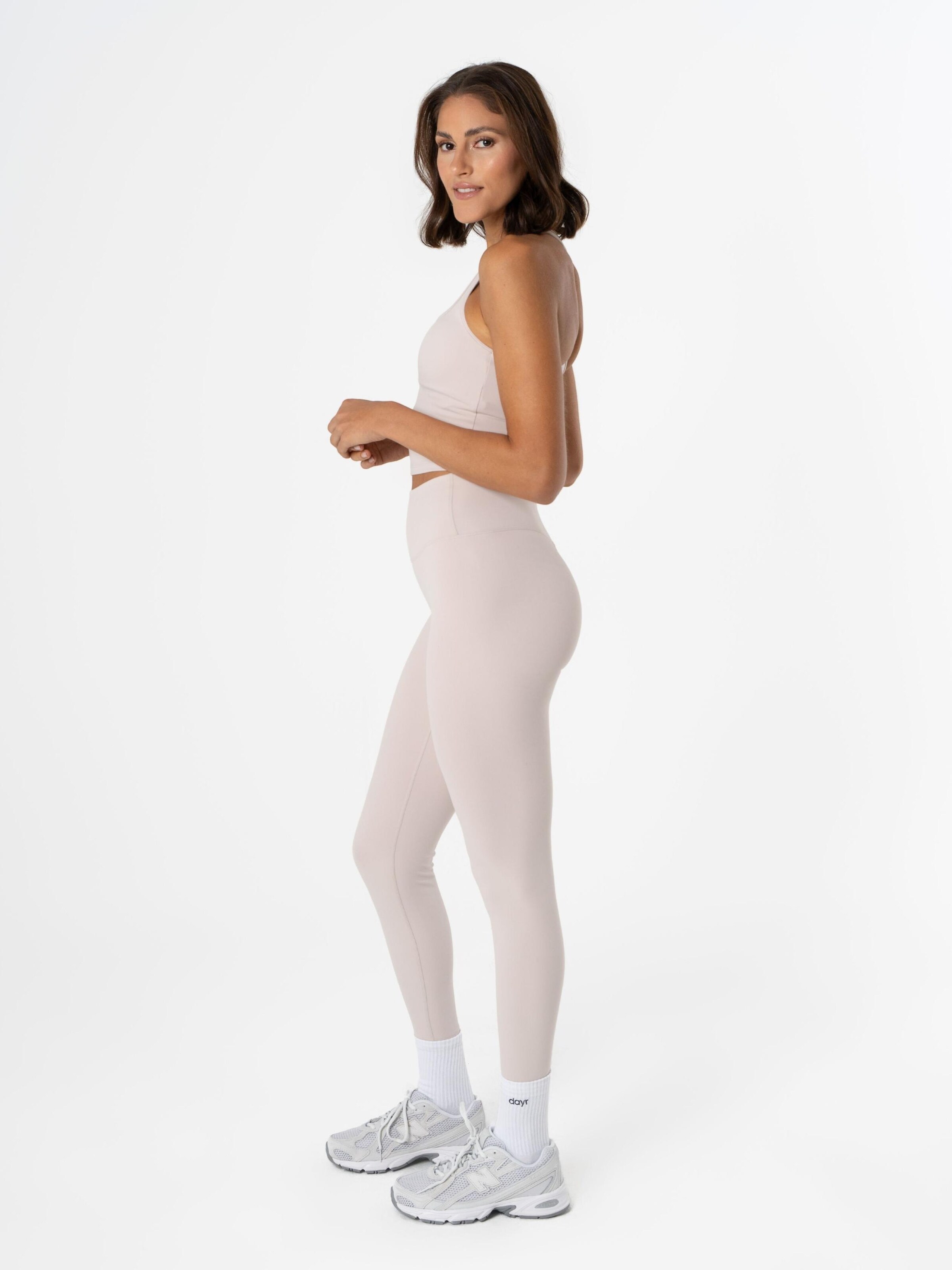 Skinny Leggings 'Essential' di dayr in beige