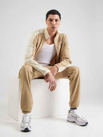 Regular Survêtement 'CLUB' Nike Sportswear en beige