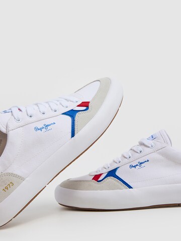 Pepe Jeans Sneakers laag 'Travis Brit' in Wit