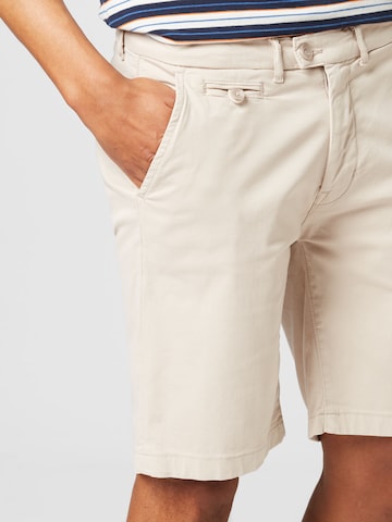 Casual Friday Regular Shorts in Beige
