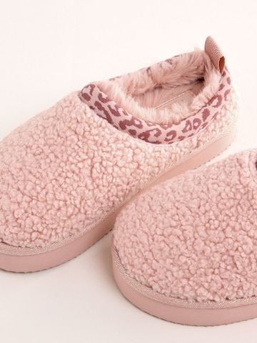 rožinė Lipsy Pusbačiai