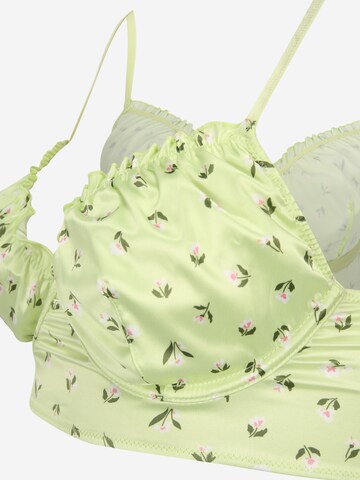 Monki T-shirt Bra in Green