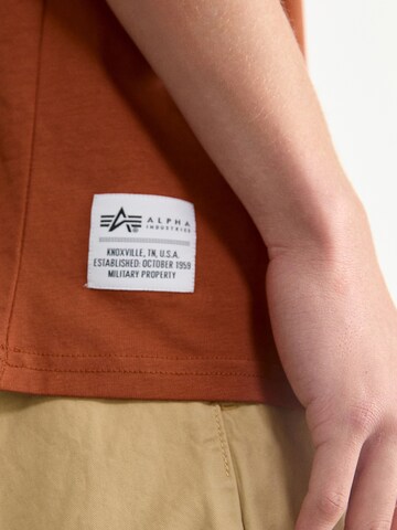 ALPHA INDUSTRIES Koszulka w kolorze brązowy