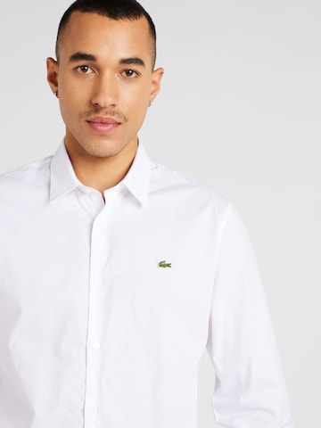 balta LACOSTE Standartinis modelis Marškiniai