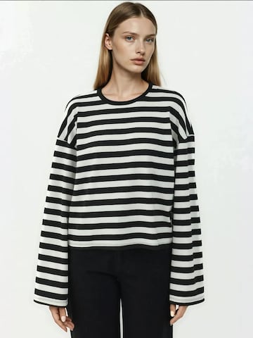 Hiccup - Camisa em preto: frente