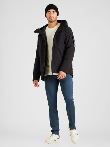 elvine - Chaqueta de invierno 'Vhinner' en negro