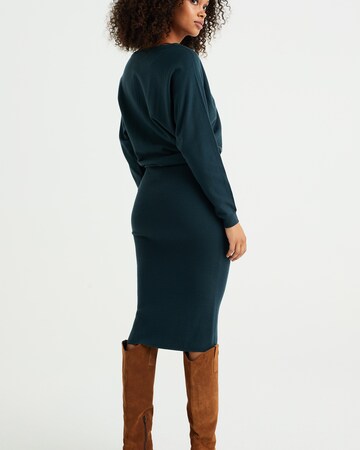 WE Fashion Knitted dress in Blue