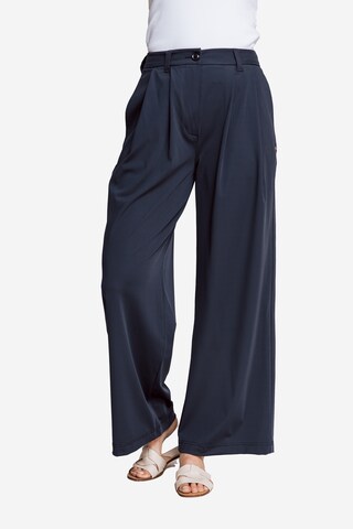 Zhrill Regular Pleat-Front Pants in Blue: front