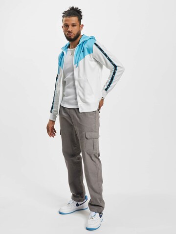Nike Sportswear Sweatjakke 'Repeat' i hvid