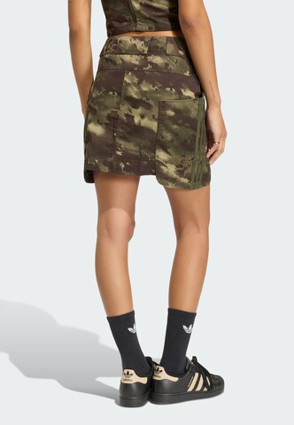 ADIDAS ORIGINALS - Falda en verde