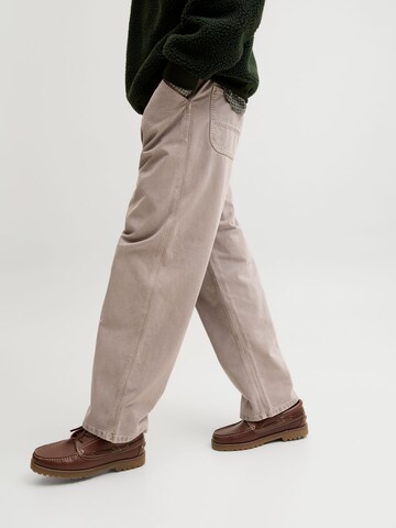 JACK & JONES Regular Trousers in Beige