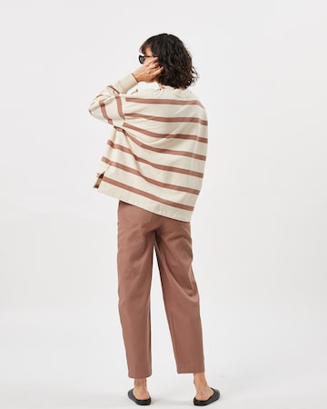 minimumSweater majica 'Mynie' - smeđa boja