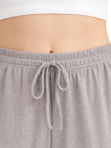 fashionshowcase Wide leg Broek 'FLORYN – Palazzohose Crinkle' in Grijs
