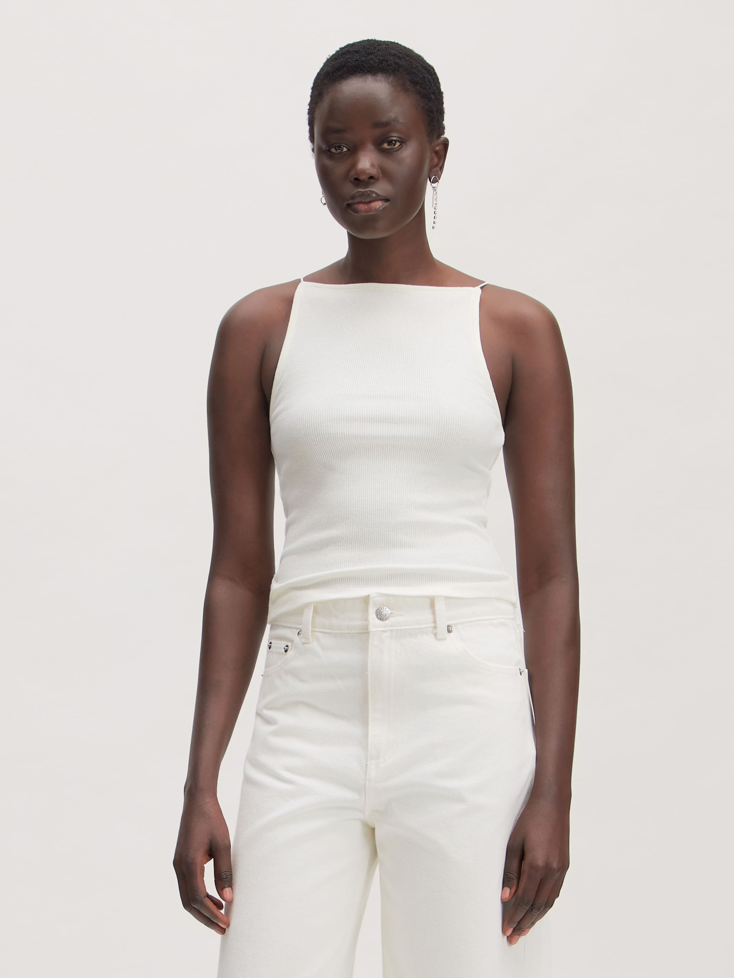 Top 'Leilani'